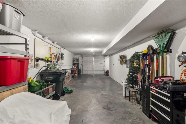 1028 Madison Street, Leavenworth, KS 66048
