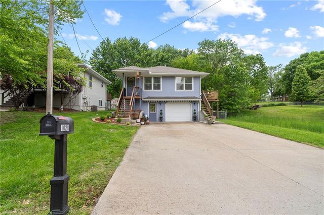 1028 Madison Street, Leavenworth, KS 66048