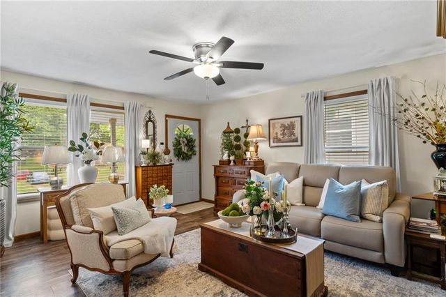 1028 Madison Street, Leavenworth, KS 66048