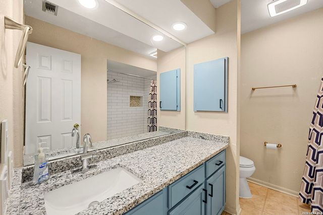 7738 CHAMBERS RD APT 702, San Antonio, TX 78229