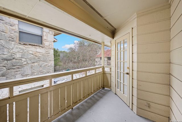7738 CHAMBERS RD APT 702, San Antonio, TX 78229