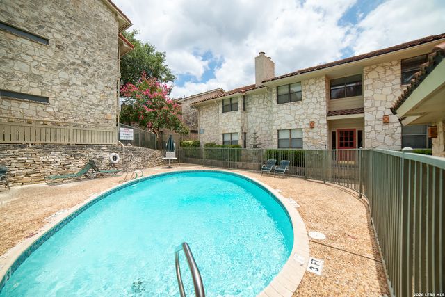 7738 CHAMBERS RD APT 702, San Antonio, TX 78229