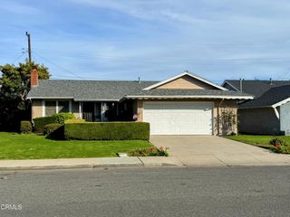 3638 S B Street, Oxnard, CA 93033