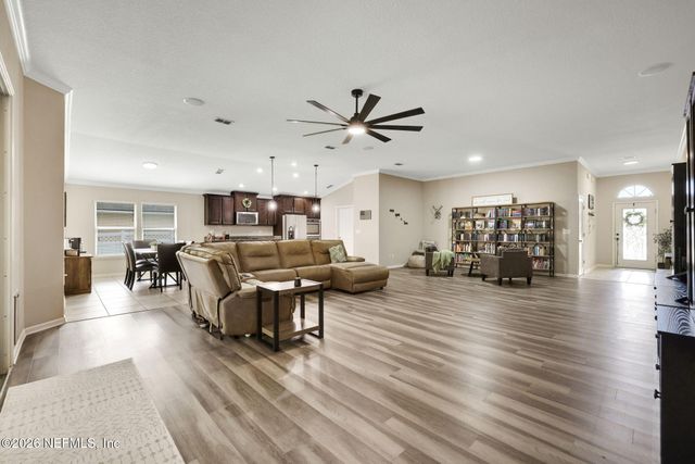 164 PRINCE ALBERT Avenue, St. Johns, FL 32259