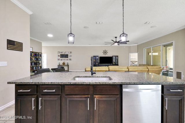 164 PRINCE ALBERT Avenue, St. Johns, FL 32259