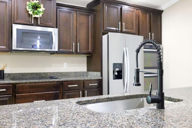 164 PRINCE ALBERT Avenue, St. Johns, FL 32259