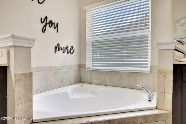 164 PRINCE ALBERT Avenue, St. Johns, FL 32259