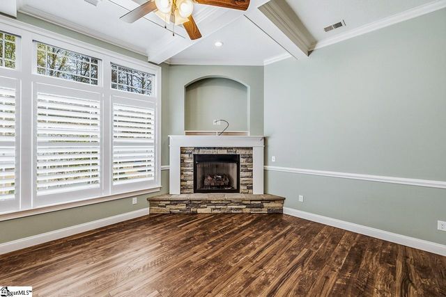 465 S Ackworth Lane, Spartanburg, SC 29301