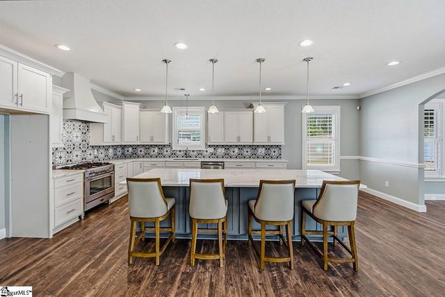 465 S Ackworth Lane, Spartanburg, SC 29301