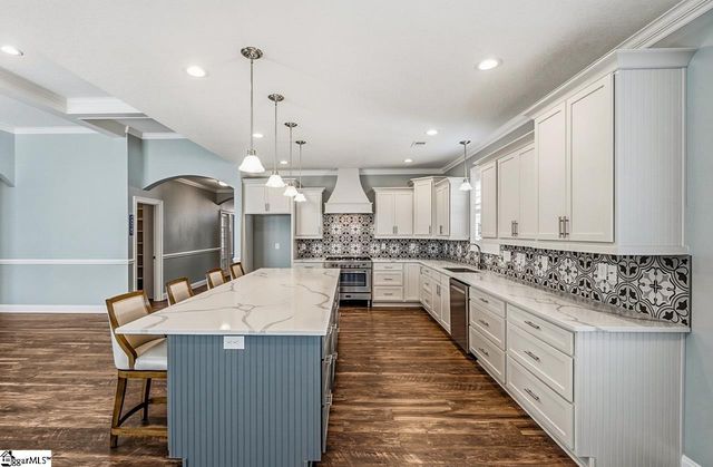 465 S Ackworth Lane, Spartanburg, SC 29301