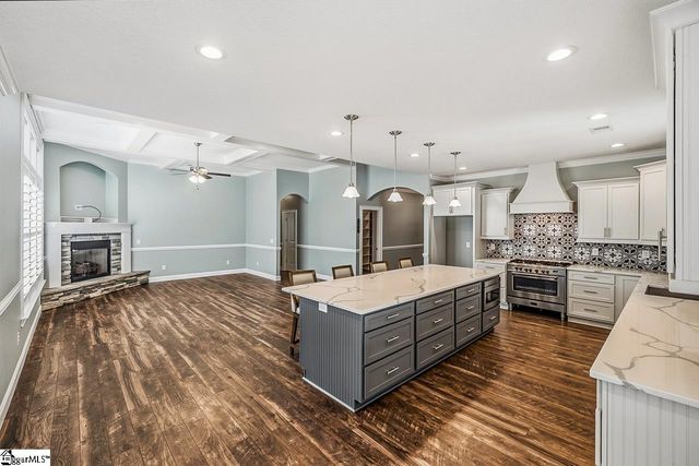 465 S Ackworth Lane, Spartanburg, SC 29301