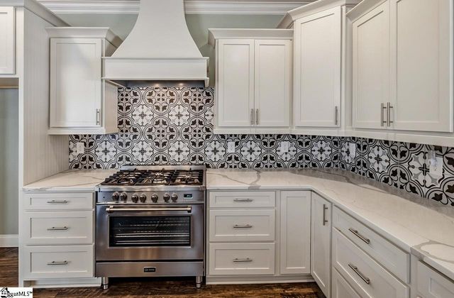 465 S Ackworth Lane, Spartanburg, SC 29301