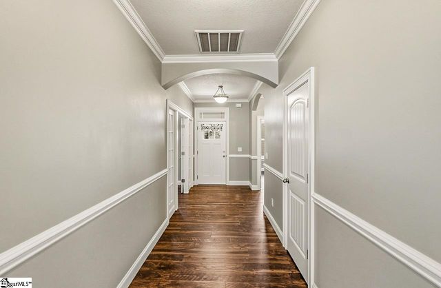 465 S Ackworth Lane, Spartanburg, SC 29301