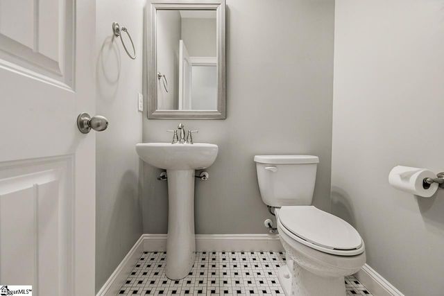 465 S Ackworth Lane, Spartanburg, SC 29301