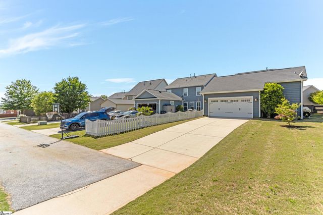 201 Wicker Park Avenue, Greer, SC 29651