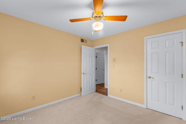 403 Sam Dr, Louisville, KY 40214