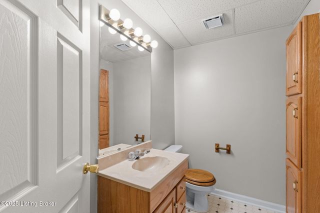 403 Sam Dr, Louisville, KY 40214