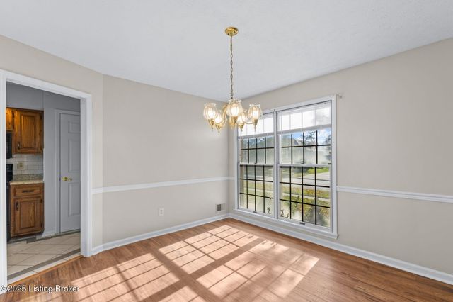 403 Sam Dr, Louisville, KY 40214