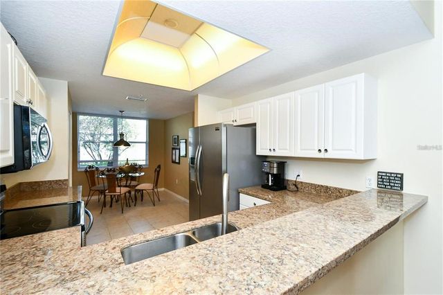 5330 HYLANDS HILLS AVENUE 2312, Sarasota, FL 34241