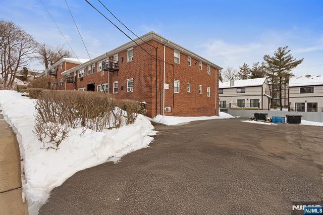 1628 Valley Street 2A, Fort Lee, NJ 07024