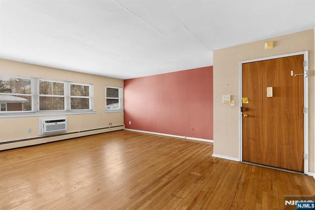 1628 Valley Street 2A, Fort Lee, NJ 07024