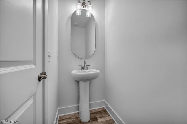 3621 Great Windsor Lane, Green, OH 44685