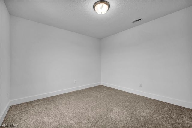 3621 Great Windsor Lane, Green, OH 44685