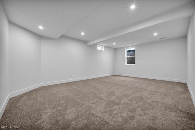 3621 Great Windsor Lane, Green, OH 44685