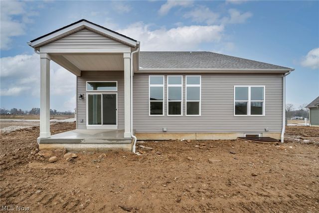 3621 Great Windsor Lane, Green, OH 44685