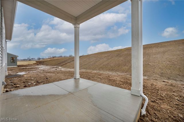 3621 Great Windsor Lane, Green, OH 44685