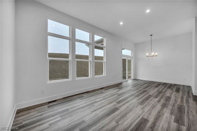 3621 Great Windsor Lane, Green, OH 44685