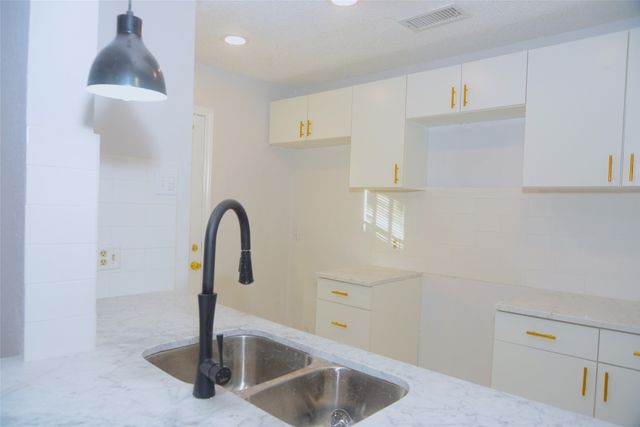 14333 Preston Road 1704, Dallas, TX 75254
