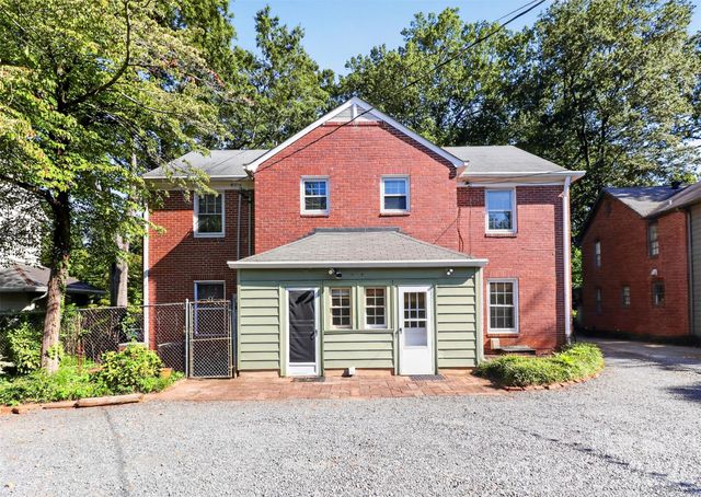 823-825 Henley Place, Charlotte, NC 28207