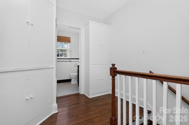 823-825 Henley Place, Charlotte, NC 28207