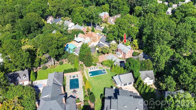 823-825 Henley Place, Charlotte, NC 28207
