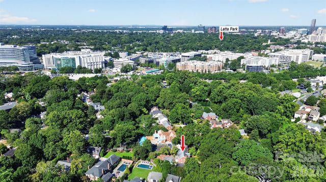 823-825 Henley Place, Charlotte, NC 28207