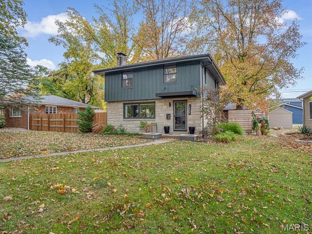 1408 Grand Avenue, Edwardsville, IL 62025