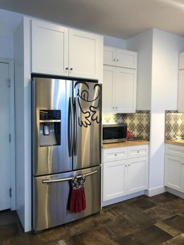 10864 Peerless Court, Oakland, CA 94603