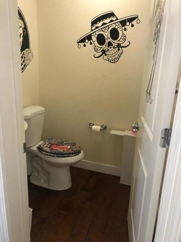 10864 Peerless Court, Oakland, CA 94603