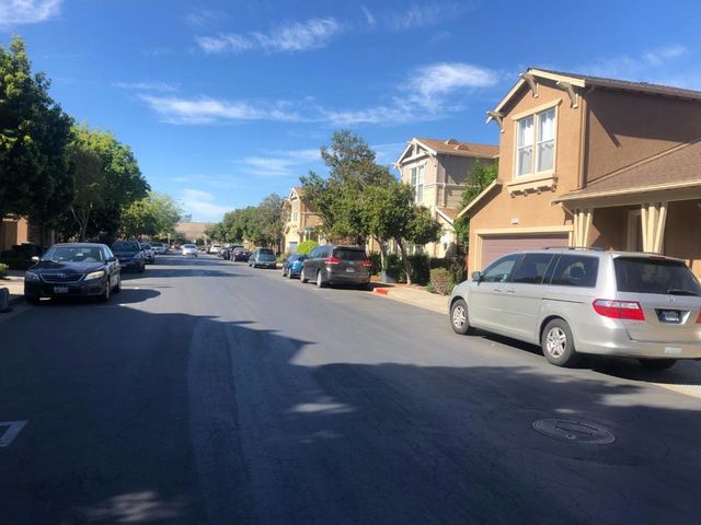 10864 Peerless Court, Oakland, CA 94603