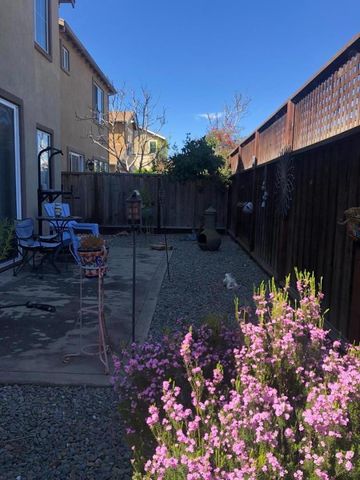 10864 Peerless Court, Oakland, CA 94603