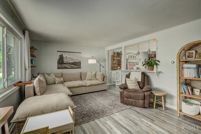 609 Neptune Way, Union Twp, OH 45244