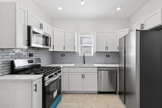 9610 S Wallace Street, Chicago, IL 60628