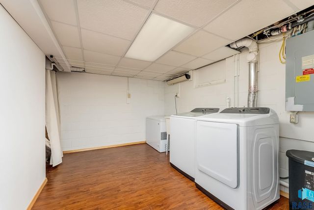 5104 W 38th St Street, Sioux Falls, SD 57106