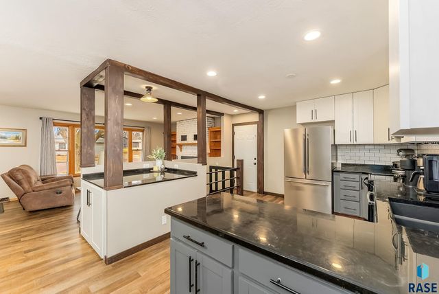 5104 W 38th St Street, Sioux Falls, SD 57106