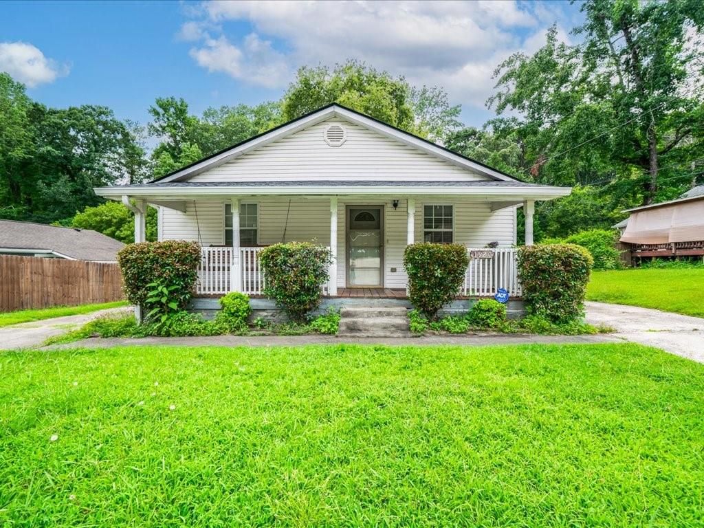 1920 Main NW Street, Atlanta, GA 30318