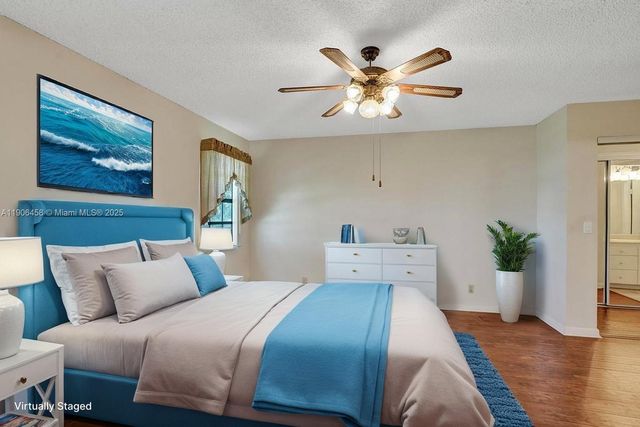 8465 Waterford Cir, Tamarac, FL 33321