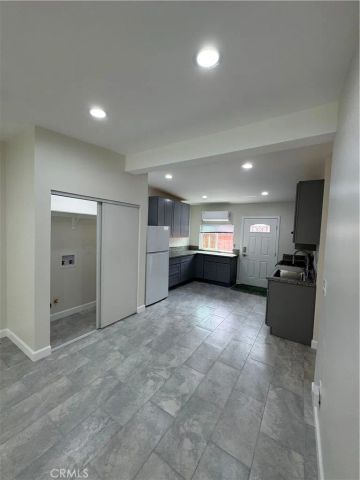 8418 Stewart And Gray, Downey, CA 90241