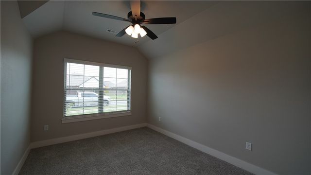 1904 Hudson Drive, Siloam Springs, AR 72761