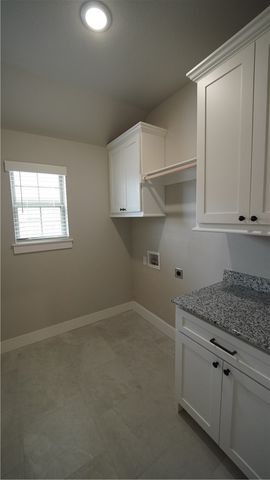 1904 Hudson Drive, Siloam Springs, AR 72761